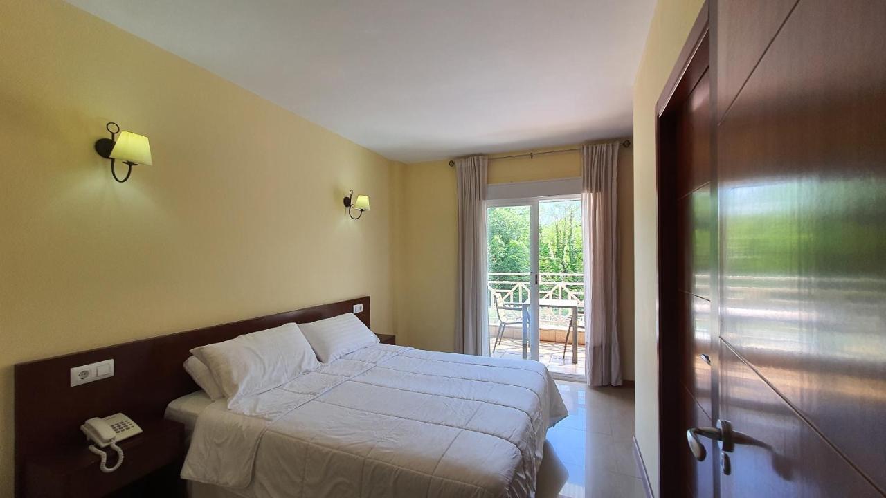 Sun Galicia Hotel Y Apartamentos Sanxenxo Exteriör bild