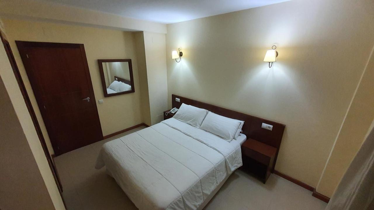 Sun Galicia Hotel Y Apartamentos Sanxenxo Exteriör bild